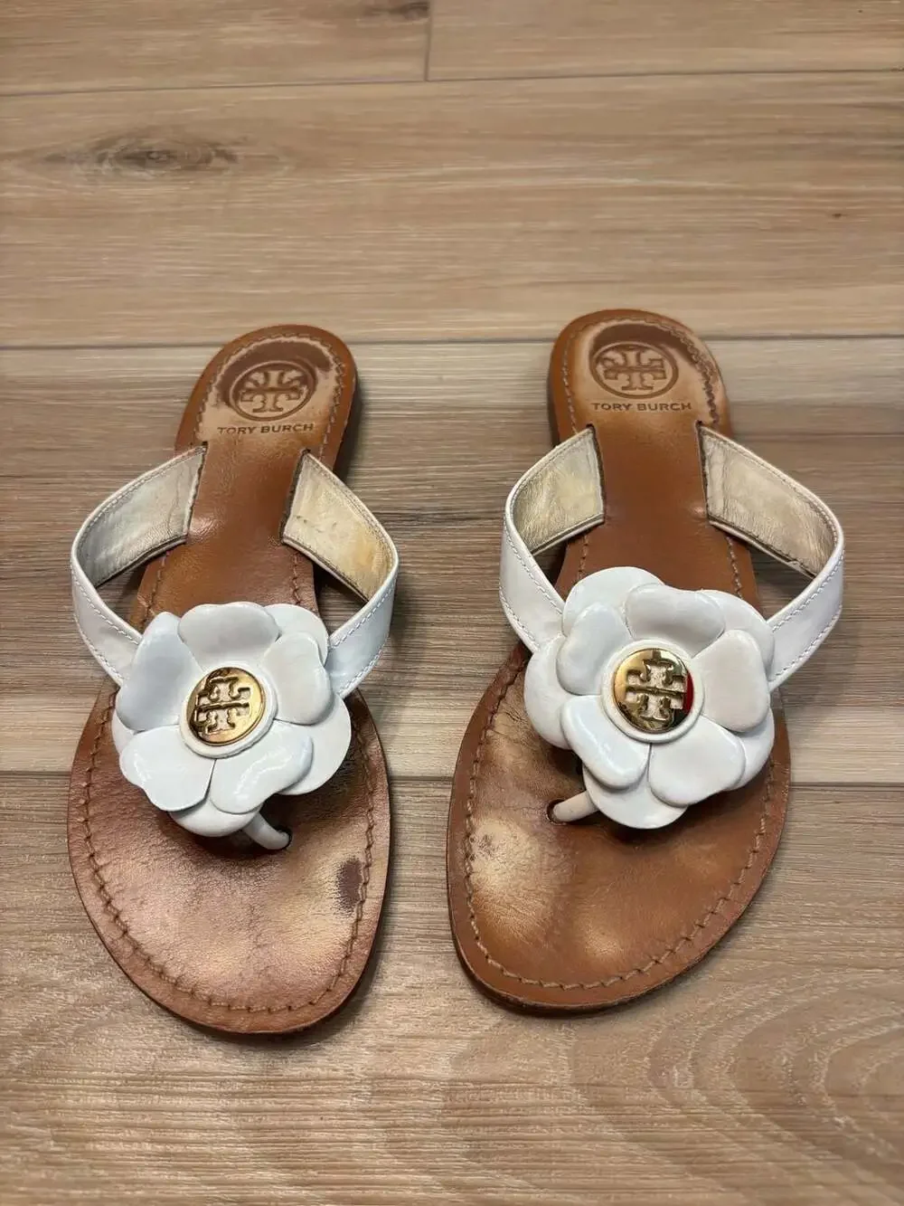 Tory Burch White Leather Flower Thong Sandals